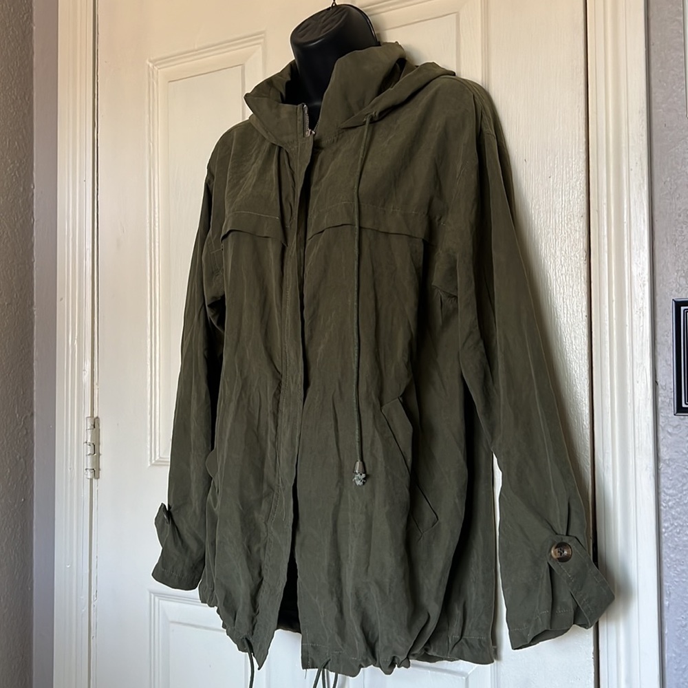 Olive green jacket - Picture 3 of 5